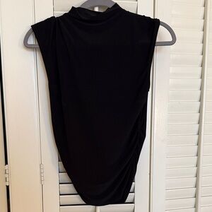 Timing Black Sleeveless Blouse